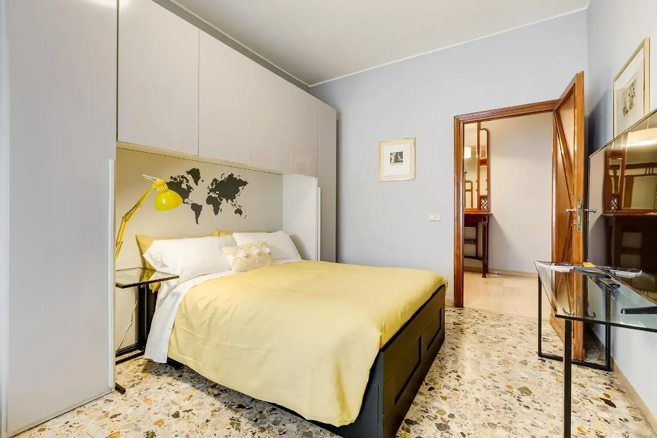 Bdc - King Termini Apartment Rome 0*,